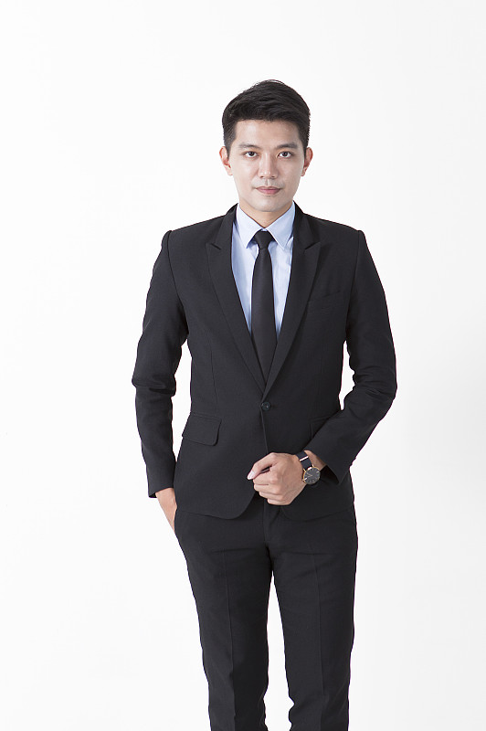 邱鲁意 视觉与舞美负责人